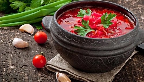 Битва борщів, озера, кавуни